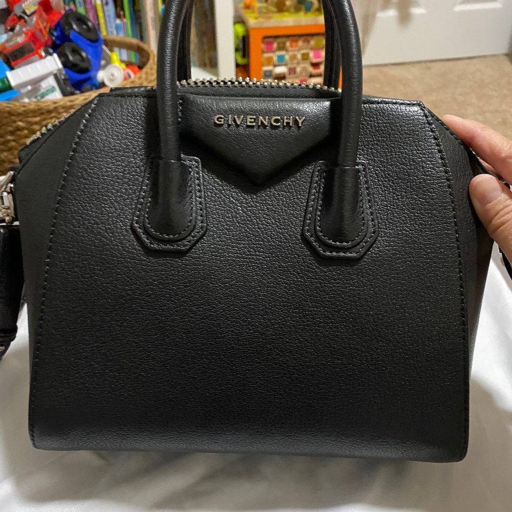 Givenchy Mini Antigona Bag in Sugar Goatskin
